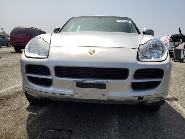 2005 Porsche Cayenne