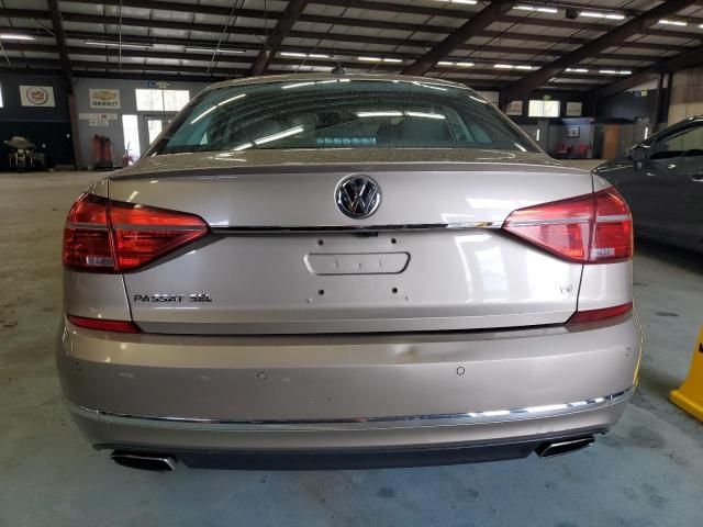 2016 Volkswagen Passat SEL Premium