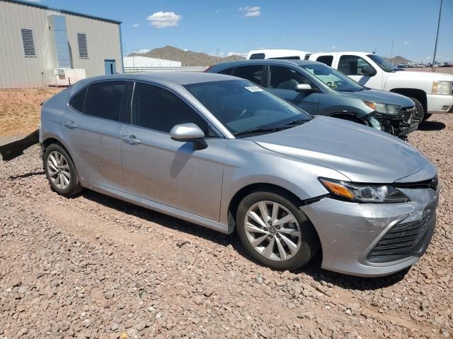 2022 Toyota Camry LE