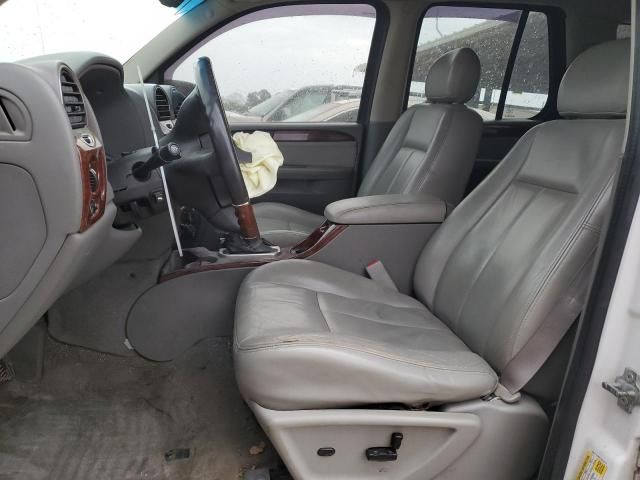 2007 GMC Envoy Denali