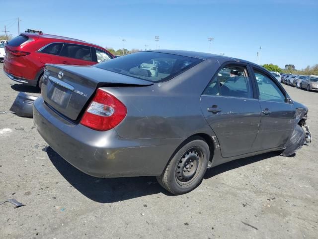 2004 Toyota Camry LE