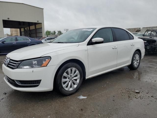 2014 Volkswagen Passat S