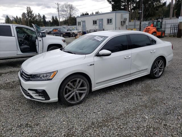 2017 Volkswagen Passat R-Line