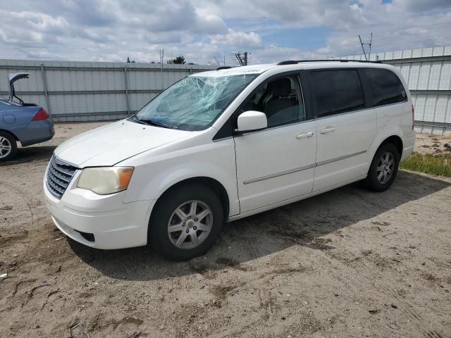 2010 Chrysler Town & Country Touring