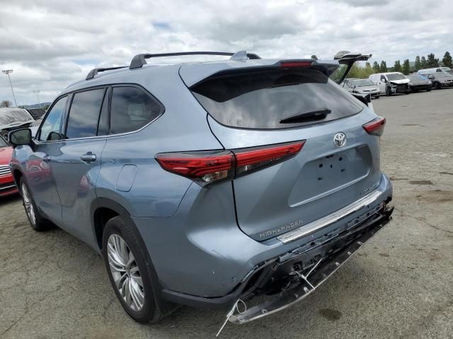 2023 Toyota Highlander L