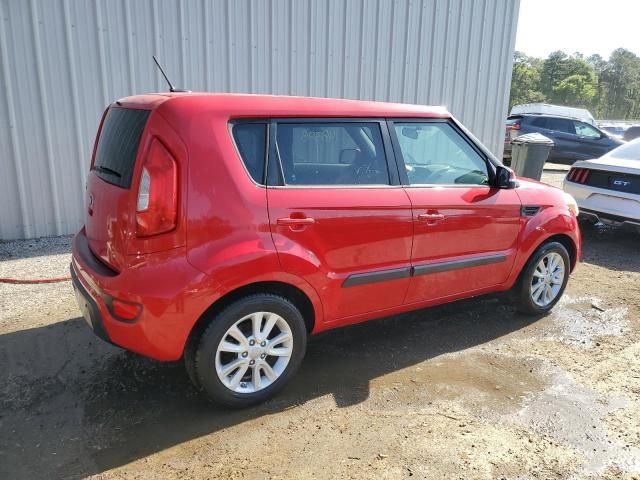 2013 KIA Soul +