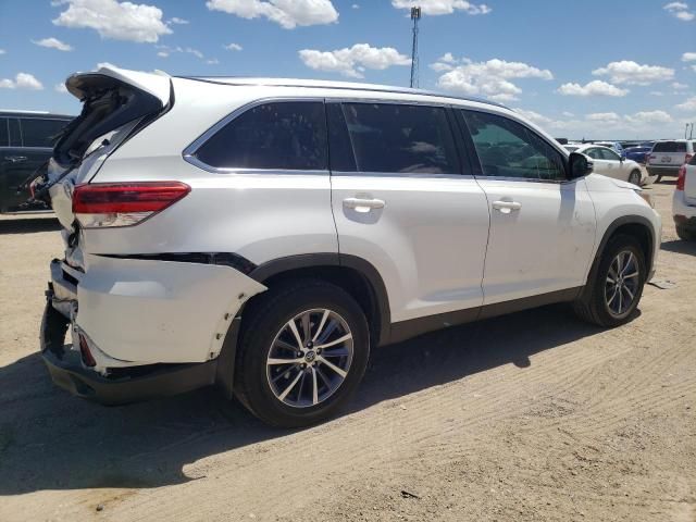 2019 Toyota Highlander SE