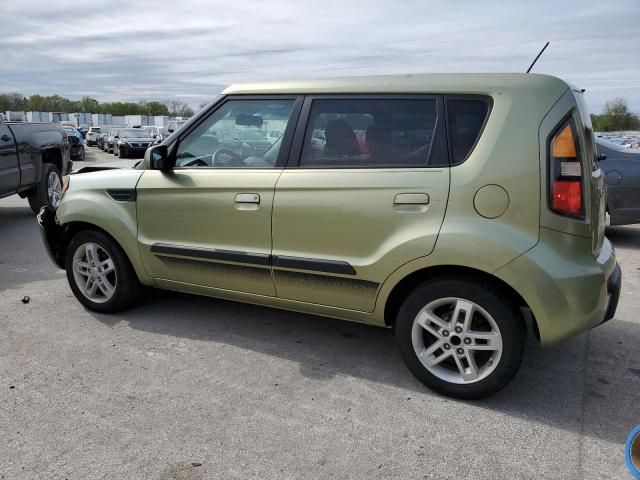 2010 KIA Soul +