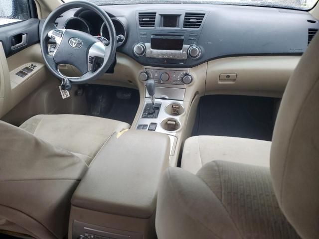 2011 Toyota Highlander Base