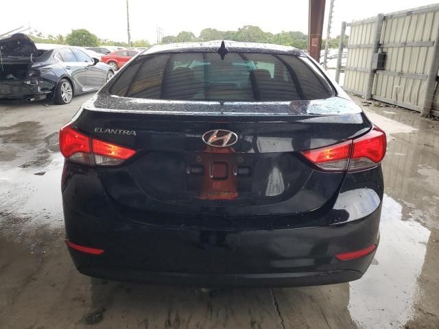 2015 Hyundai Elantra SE