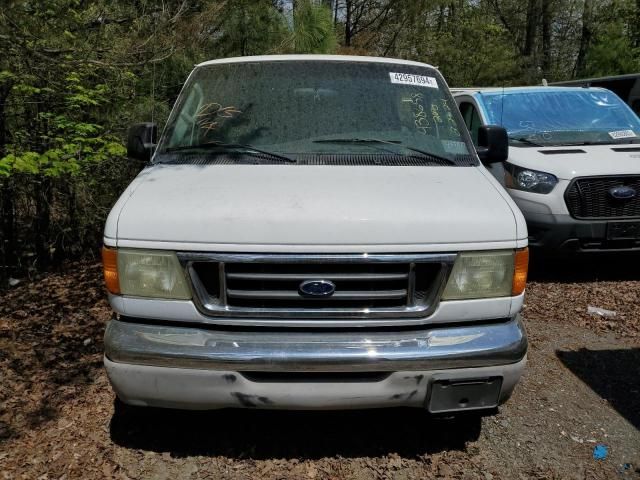 2003 Ford Econoline E350 Super Duty Wagon