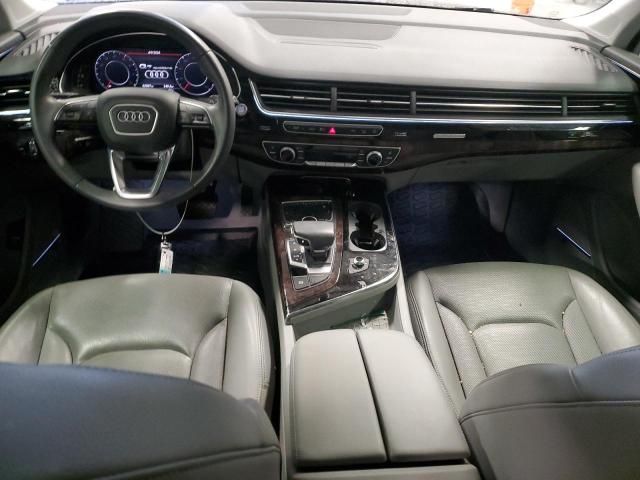 2019 Audi Q7 Premium Plus