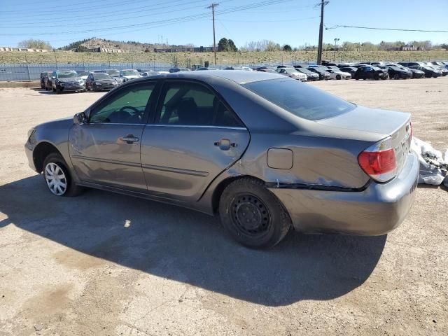 2005 Toyota Camry LE