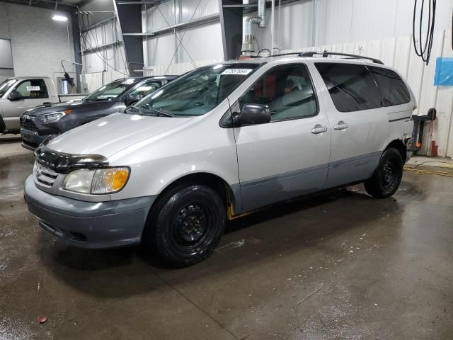 2002 Toyota Sienna CE