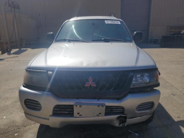 2003 Mitsubishi Montero Sport ES