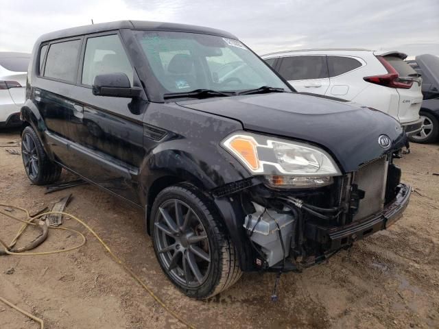 2010 KIA Soul +