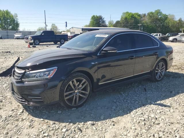 2019 Volkswagen Passat SE R-Line