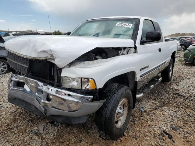 2000 Dodge RAM 1500