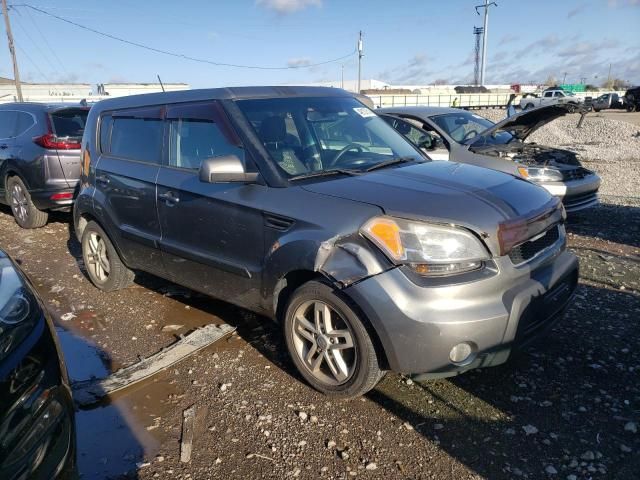 2011 KIA Soul +