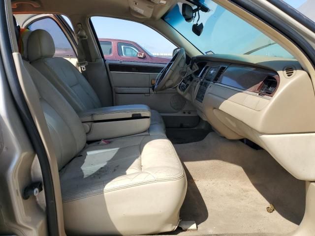 2009 Lincoln Town Car Signature Limited