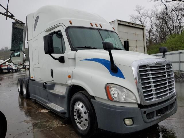 2017 Freightliner Cascadia 125