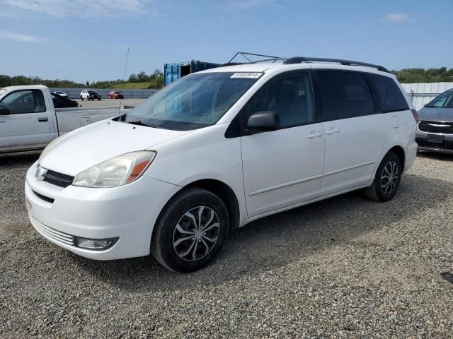 2005 Toyota Sienna CE