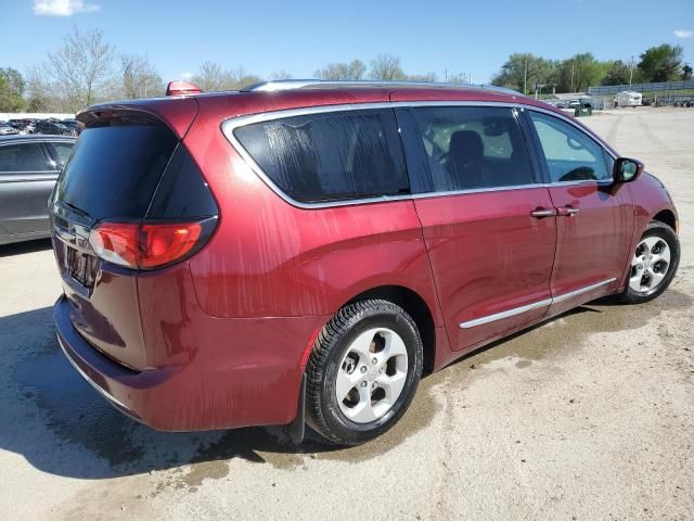 2017 Chrysler Pacifica Touring L Plus