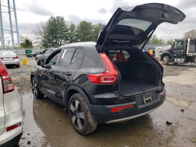 2019 Volvo XC40 T5 Momentum