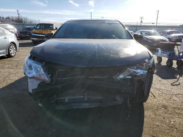 2014 Toyota Camry Hybrid