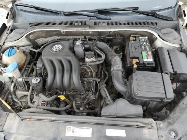 2013 Volkswagen Jetta Base