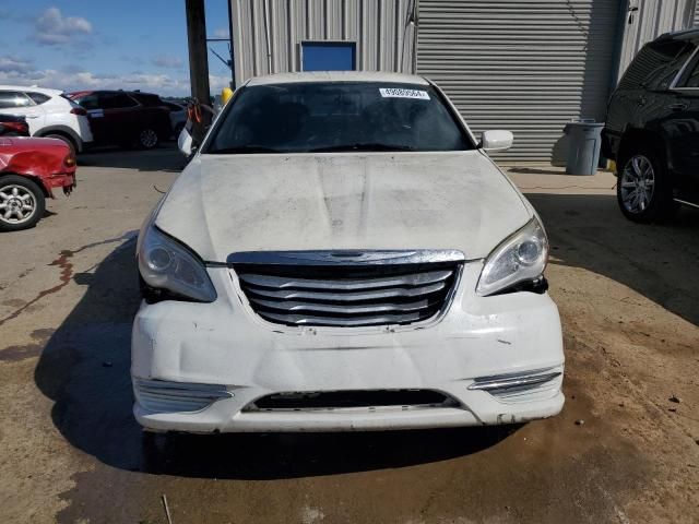 2013 Chrysler 200 LX