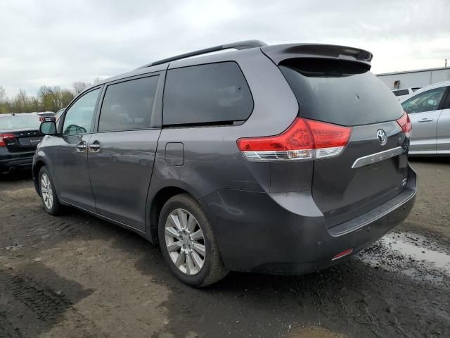 2011 Toyota Sienna XLE