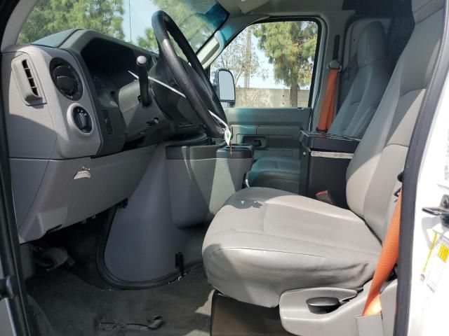 2014 Ford Econoline E350 Super Duty Van