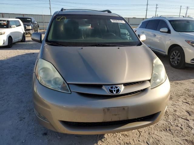 2006 Toyota Sienna XLE