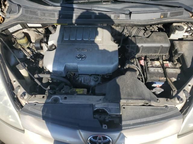 2008 Toyota Sienna XLE