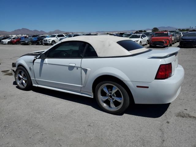 2004 Ford Mustang