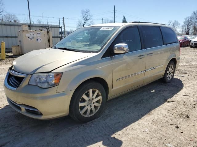 2011 Chrysler Town & Country Touring L