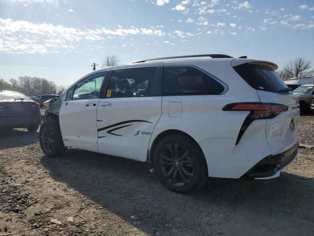 2021 Toyota Sienna XSE