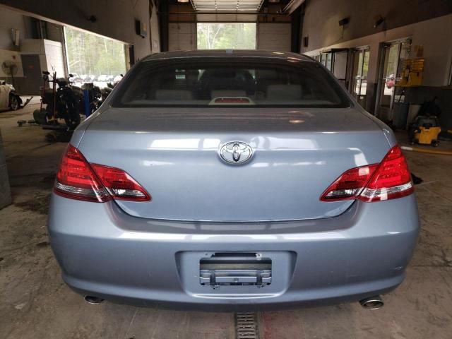 2010 Toyota Avalon XL