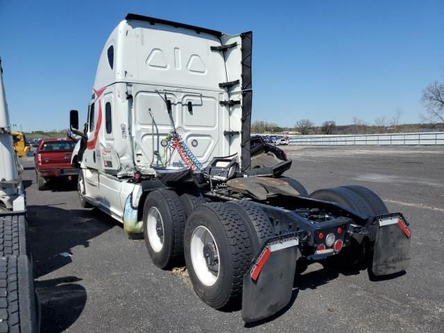 2024 Freightliner Cascadia 126