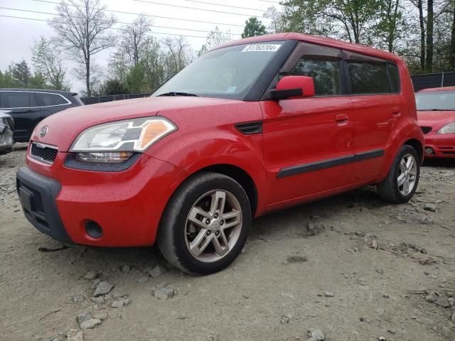 2010 KIA Soul +