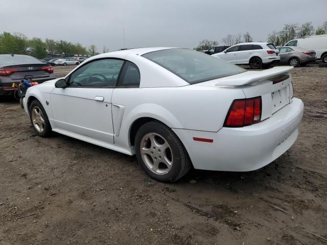 2004 Ford Mustang