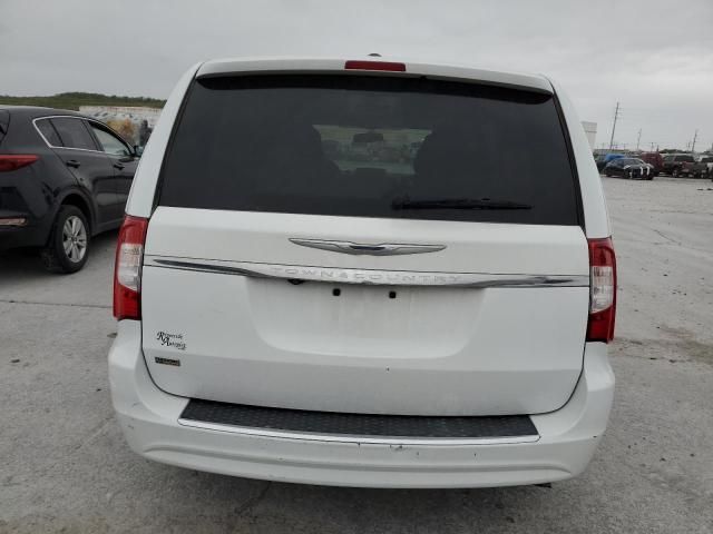 2014 Chrysler Town & Country Touring