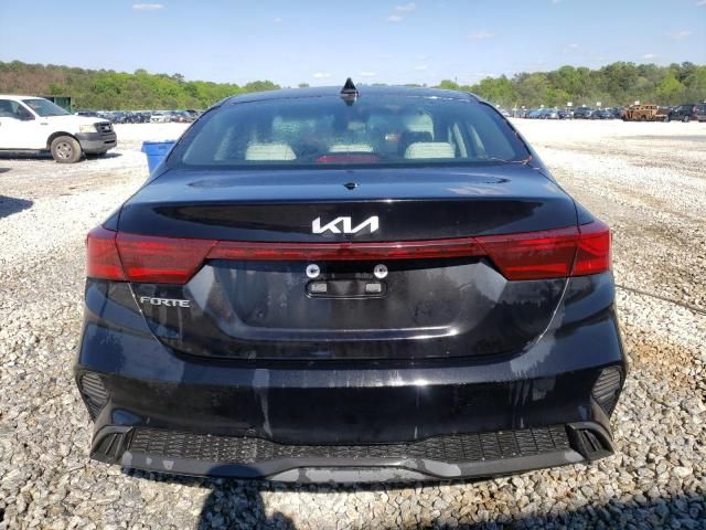 2022 KIA Forte FE