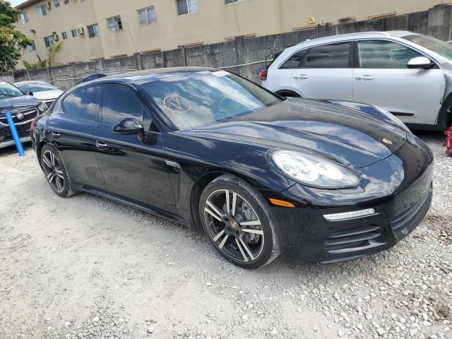 2014 Porsche Panamera 2