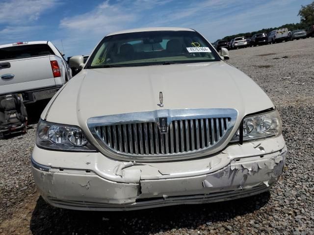 2007 Lincoln Town Car Signature Limited