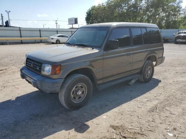 1993 Mitsubishi Montero