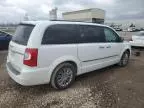 2015 Chrysler Town & Country Touring L