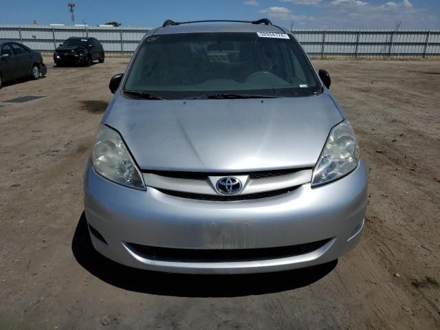 2010 Toyota Sienna CE