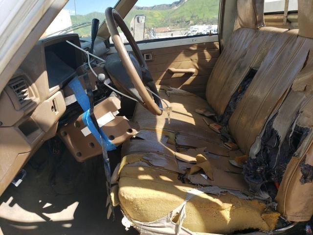 1987 Toyota Pickup Cab Chassis RN55